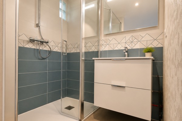 Rénovation complète ou installation de salle de bains à Monts
